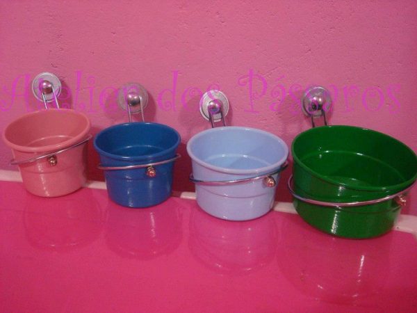 Caneca em Alumínio Colorida com Trava